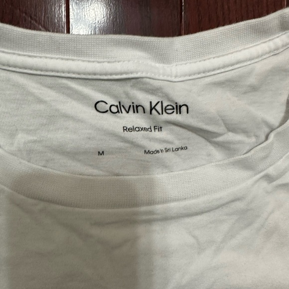 White Calvin Klein too - Picture 2 of 3